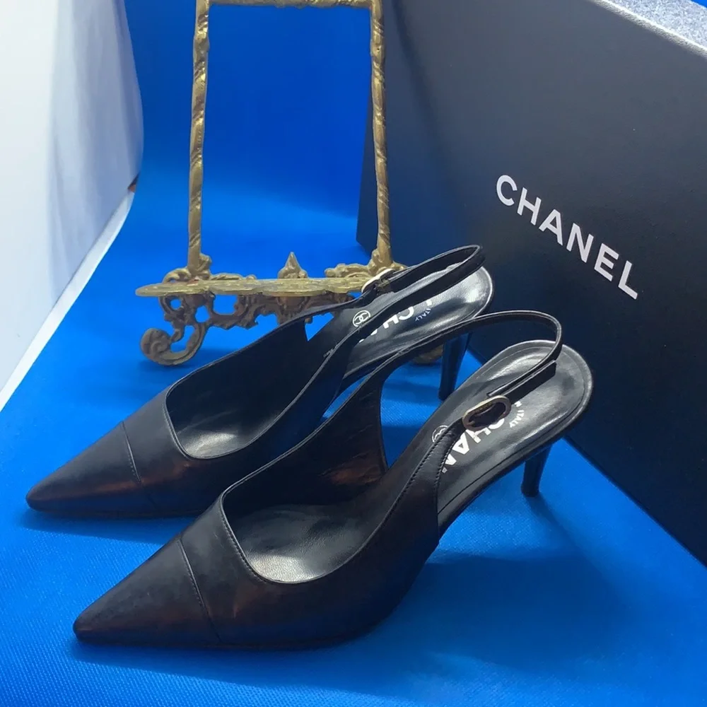 CHANEL leather signature
